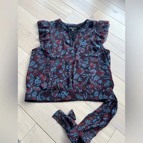 Top - Picture 3 of 4